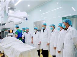 Xây dựng “Bệnh viện hướng tới thông minh”, đáp ứng nhu cầu ngày càng cao của người bệnh